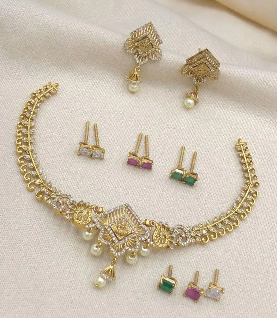 Mayura Antique Pearl drop Exclusive Changeable Necklace set